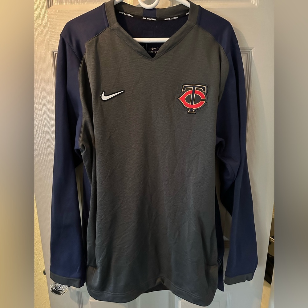 Minnesota Twins Nike Navy Authentic Collection Logo Performance Long Sleeve